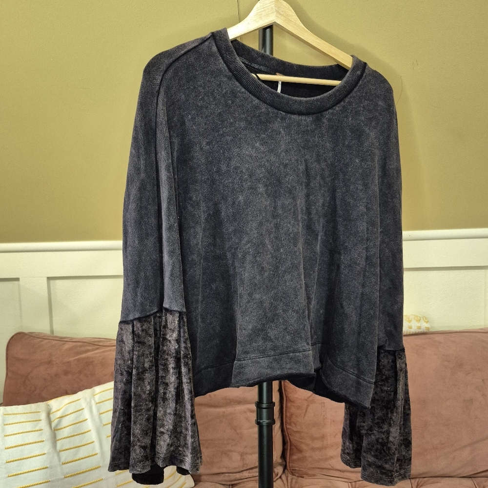 Free People Charcoal Gray Bell Sleeve Sweatshirt